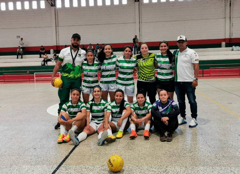 El fútbol de salón femenino se toma Marinilla