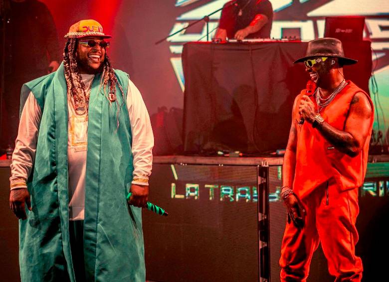 Los reguetoneros Zion y Lennox fueron retenidos en Bolivia por un cambio en el calendario de dos conciertos programados para ese país. FOTO: Tomada de Twitter @zionylennoxpr