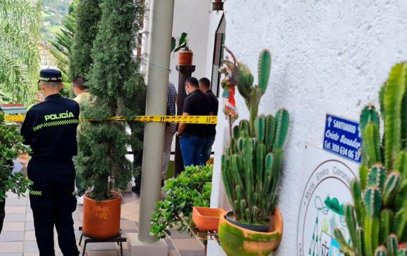 El cadáver del religioso fue encontrado en el jardín externo de su casa en la vereda El Noral, de Copacabana, donde también funcionaba un santuario. FOTO: SANTIAGO OLIVARES TOBÓN.