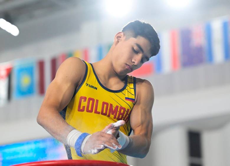 Ángel Barajas, gimnasta colombiano. FOTO: TOMADA DE TWITTER @gymnastics