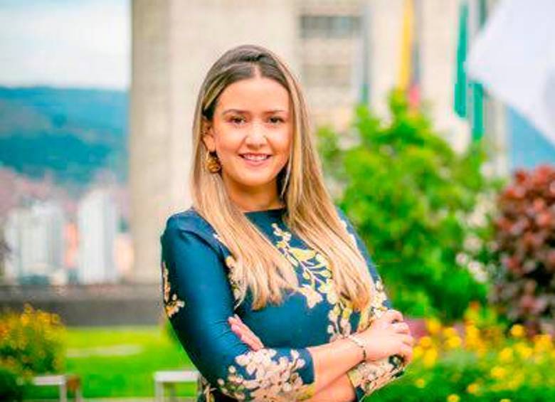 Según Medellín Cuenta Conmigo, María Camila Villamizar no ha publicado sus declaraciones de renta de los años 2019 y 2020. FOTO: TOMADA DE TWITTER @camivillamizar