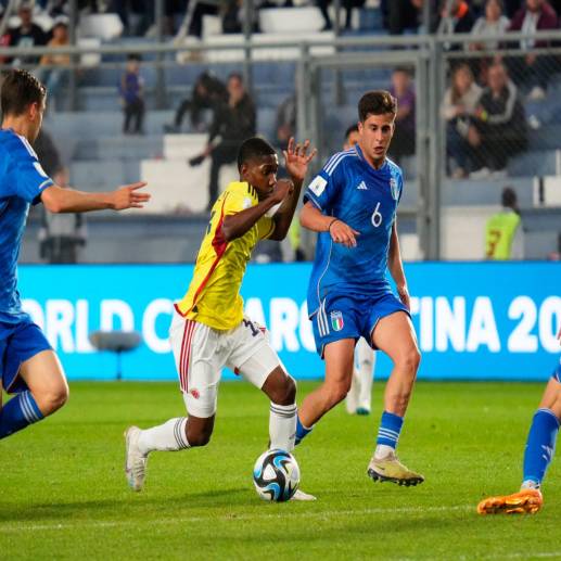 Johan Torres y Tomás Ángel hacen parte del equipo titular con el cual Colombia se medirá ante Italia. FOTO CORTESÍA FCF