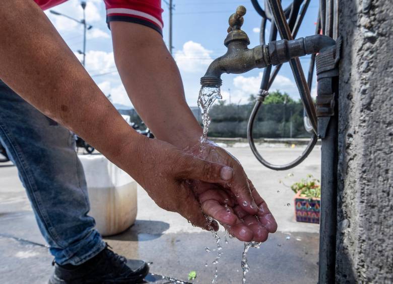 Cerca de medio millón de personas tendrán cortes de agua parciales este fin de semana en el Valle de Aburrá. FOTO: CAMILO SUÁREZ ECHEVERRY