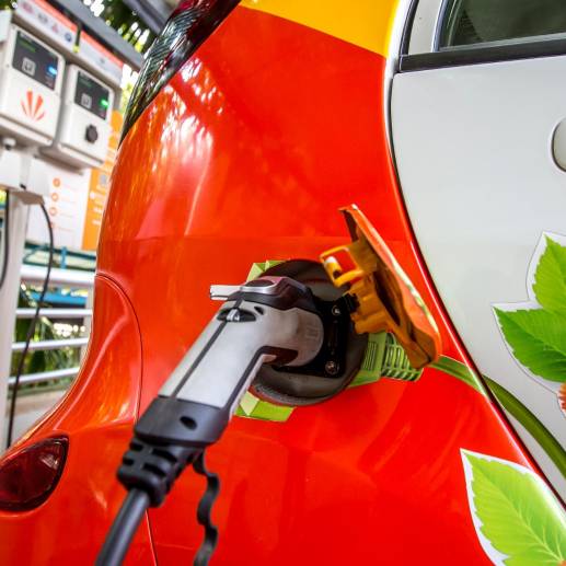 Uno de los pilares del gobierno en su transición energética es que el país comience a depender menos del uso de los combustibles fósiles. FOTO Archivo 
