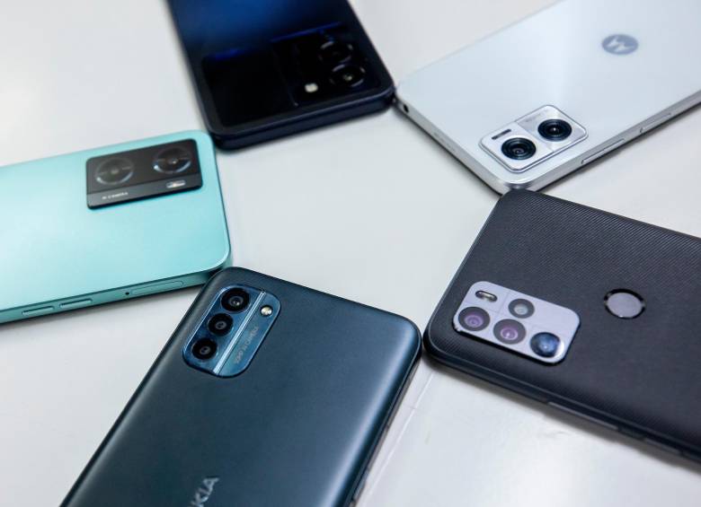 Celulares gama de entrada que están en el mercado colombiano. FOTOS Camilo Suárez