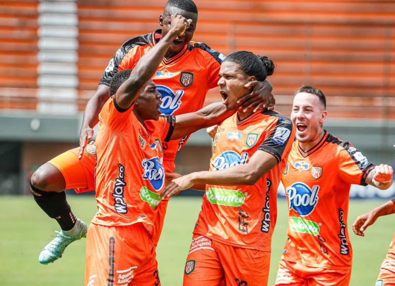Envigado festejó una nueva victoria ante el Pereira. FOTO: ESNEYDER GUTIÉRREZ