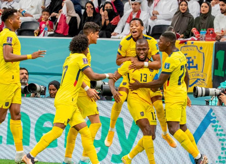 El Mundial arrancó con victoria de Ecuador sobre Qatar