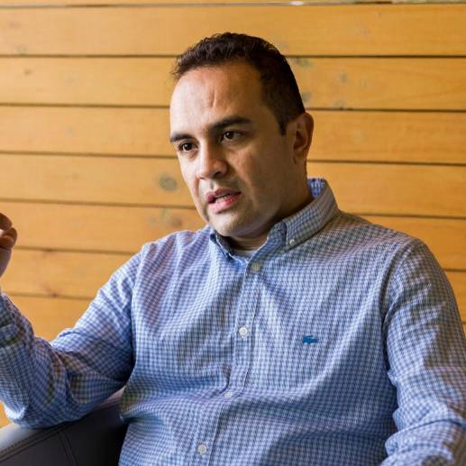 León Mario Bedoya fue alcalde de Itagüí y hoy trabaja en un proyecto político con el que quiere tener de nuevo un candidato en el municipio. FOTO Camilo Suárez