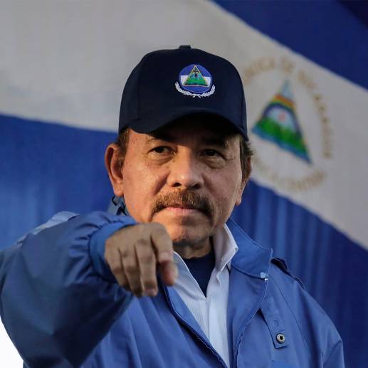 La donación de estos equipos de última tecnología se dio después de que en marzo el régimen de Daniel Ortega le demostró fidelidad al gobierno de Vladimir Putin (foto detalle).<span class="mln_uppercase_mln"> FOTO</span> <b><span class="mln_uppercase_mln">AFP</span></b>