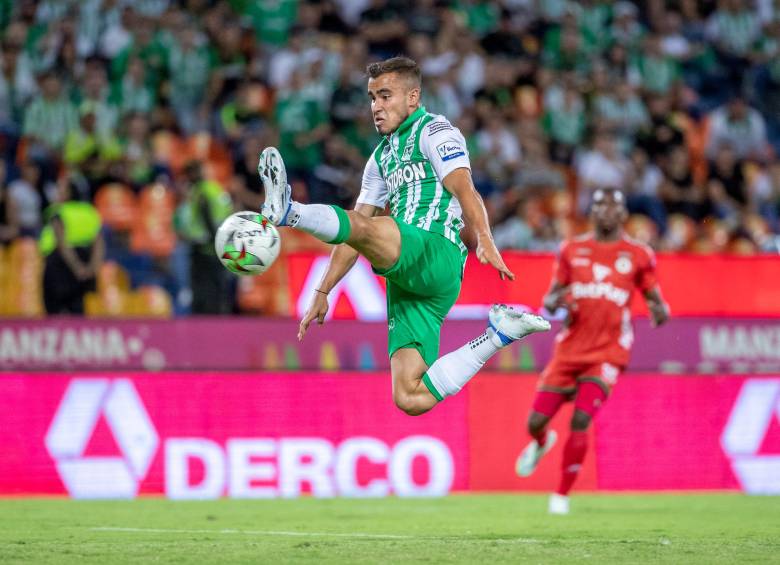El delantero juvenil de Nacional, Tomás Ángel, espera tener mayores oportunidades este año con el club verde para poder demostrar su capacidad goleadora y ganarse un lugar importante. FOTO Juan antonio sánchez