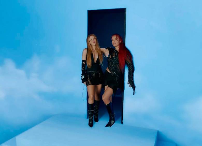 Shakira y Karol G hicieron su primera colaboración en la canción “TQG”. Captura de pantalla 