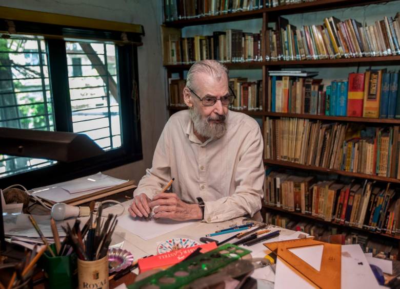 La casa de Elkin Obregón fue uno de los sitios de conversación literaria de la ciudad. Entre libros y café se desenvolvían las tardes. Foto: EL COLOMBIANO