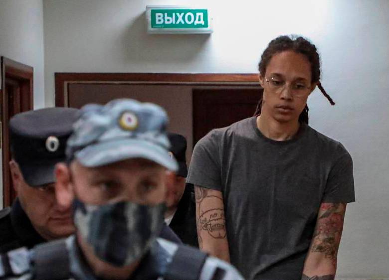 La campeona olímpica fue liberada e intercambiada por un criminal condena de 25 años en Estados Unidos por conspirar para matar a ciudadanos estadounidenses y vender armas a la antigua guerrillera de las Farc. FOTO: EFE