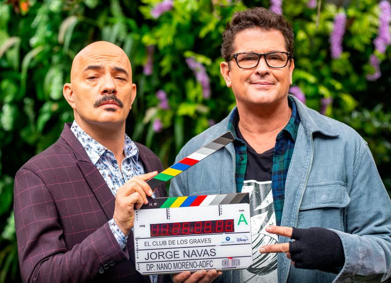 Julián Arango y Carlos Vives, en “El club de los graves”. FOTO Cortesía Disney+