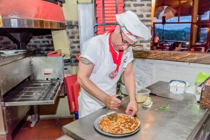 Piccolo ajustó 45 años de historia y en su recorrido ha abierto sedes en Medellín, Cali, Pereira, Cartagena y Bogotá. En la organización trabajan 400 personas. FOTO CORTESÍA