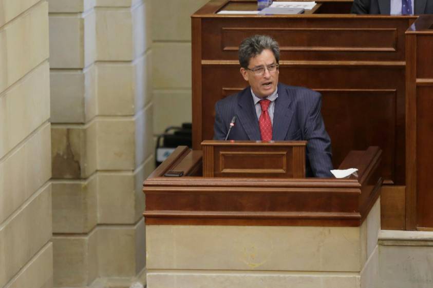 Legislatura Girara Sobre La Reforma Tributaria