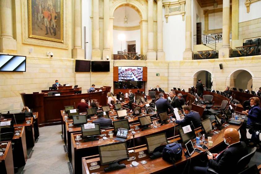 La bancada de congresistas “provida” envió la carta al Senado argentino, pero no evitó la legalización del aborto en ese país. FOTO COLPRENSA