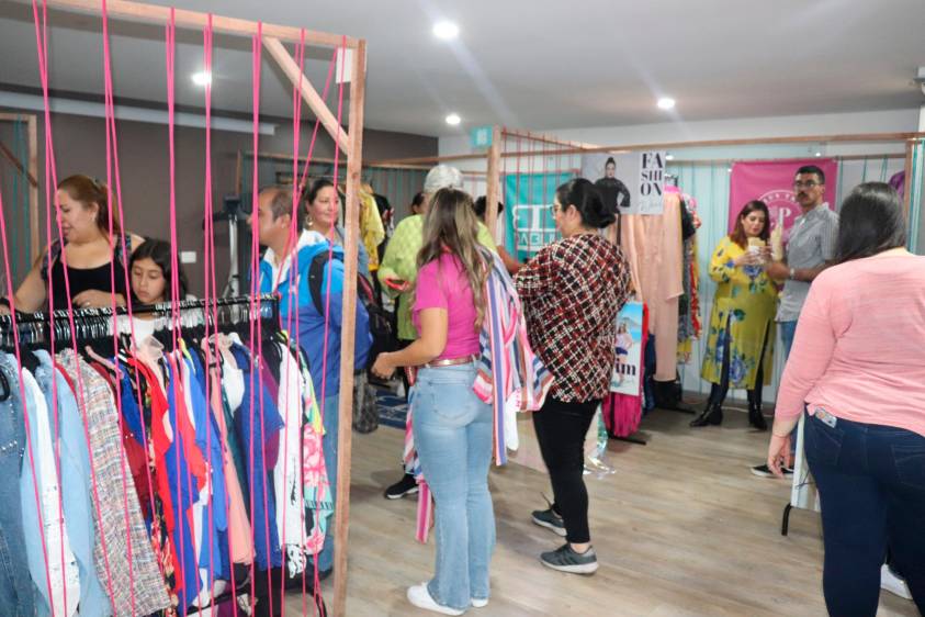 Prográmese con esta feria de moda para mujeres de talla grande