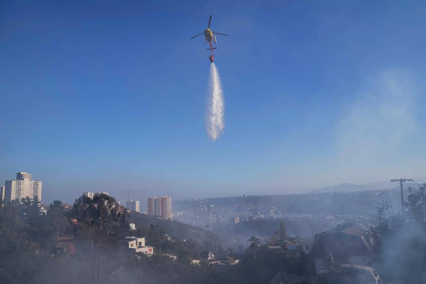 Chile decretó estado de catástrofe por incendio en Viña del Mar, que ya ...