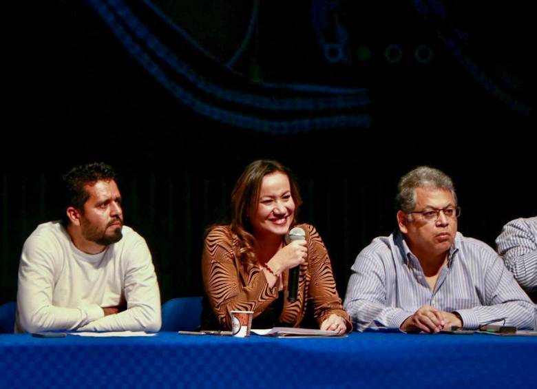 Al evento también asistieron el representante a la Cámara, Alfredo Mondragón, y el superintendente de Salud, Ulahy Beltrán. FOTO CORTESÍA MINISTERIO DE SALUD