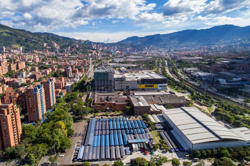AKT cambió la forma de comprar motos en Colombia