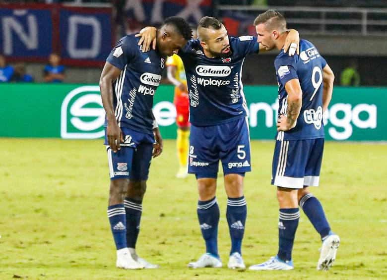 Santa Fe y DIM son los equipos colombianos con mayores traspasos según el informe. FOTO MANUEL SALDARIAGA