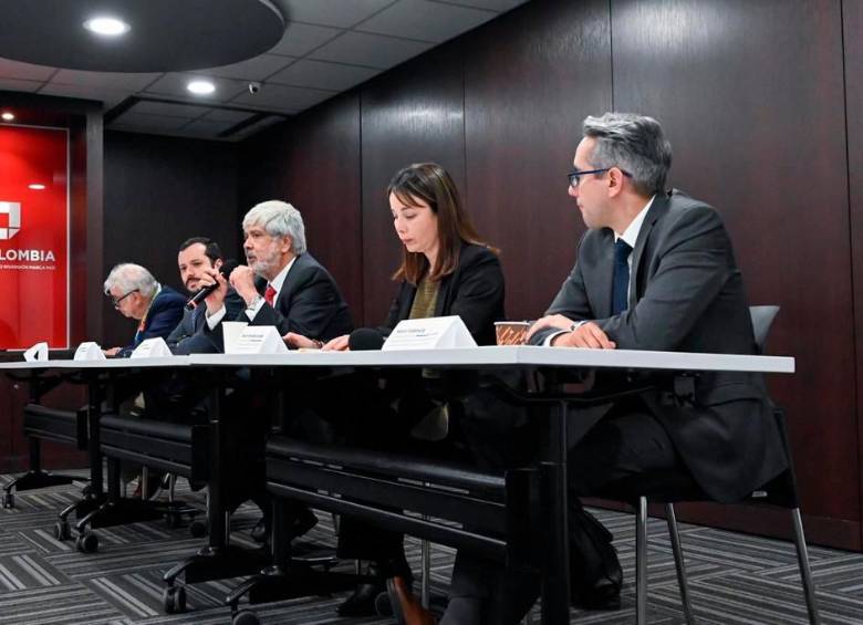 La elaboración de la política involucró a los sectores empresariales, gremiales, académicos, políticos, sociales y trabajadores, con la realización de 14 encuentros por la reindustrialización en varias regiones del país. Foto: Cortesía