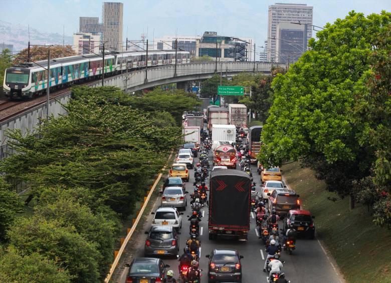 Los infractores del pico y placa podrían ser sancionados con multas de hasta $523.000. FOTO: MANUEL SALDARRIAGA QUINTERO
