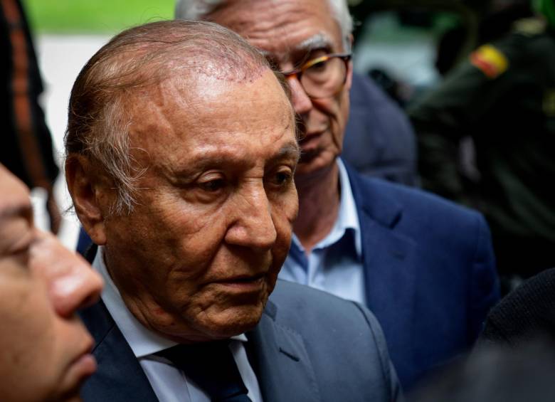 Rodolfo Hernández presentó excusas a las personas que se sintieron ofendidas con su comentario hacia la Virgen María. FOTO: COLPRENSA