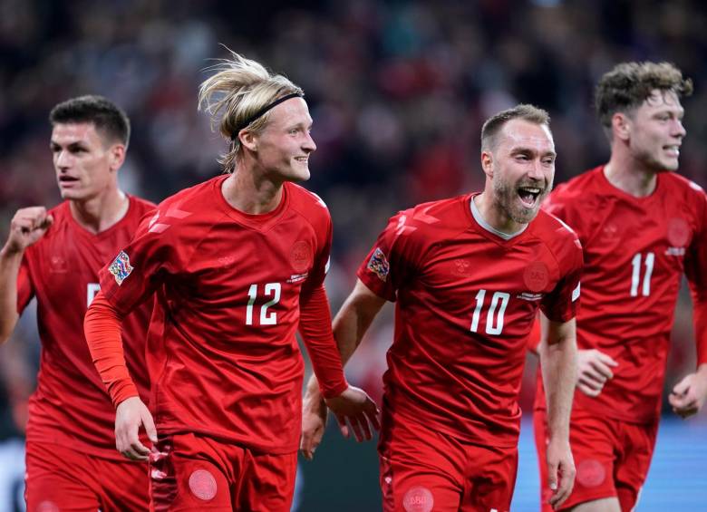 Dinamarca se ubica en el segundo puesto del Grupo 1 de la Liga de Naciones de la Uefa con 12 puntos. FOTO: EFE