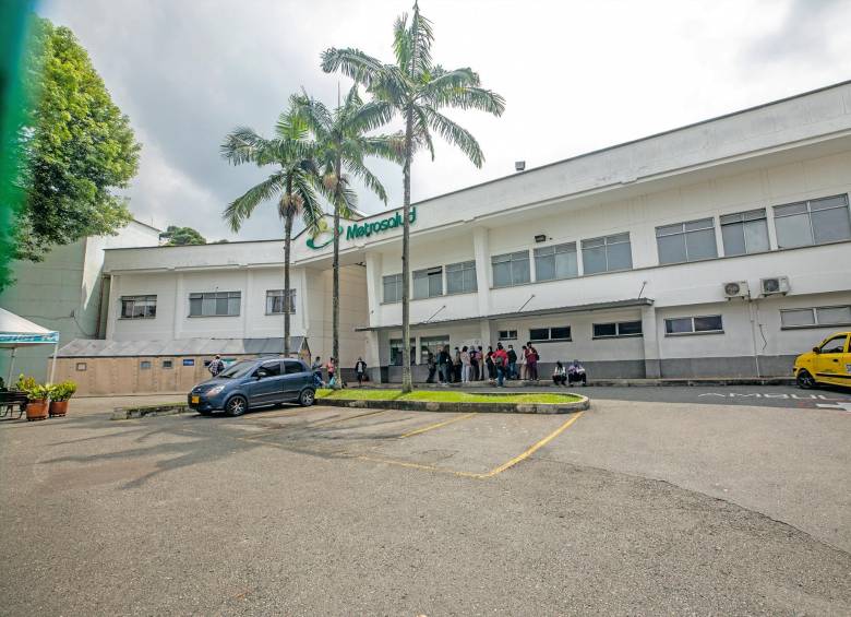 La Unidad Hospitalaria de Manrique vio suspendido su servicio de cirugía en ginecología tras presentar fallas de dotación. Hasta allí llegan pacientes del Oriente de Medellín para ser atendidos. FOTO CAMILO SUÁREZ