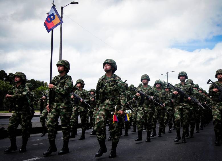 Las fuerzas militares tienen 225.280 miembros activos en el servicio. FOTO COLPRENSA