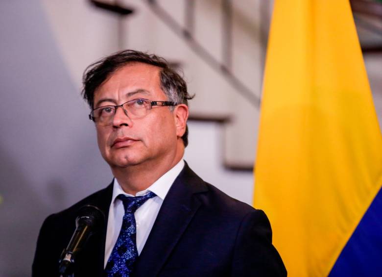 La apuesta del presidente Gustavo Petro es rebajar las tarifas de la energía que el año anterior aumentaron 22,40%. Foto: Colprensa