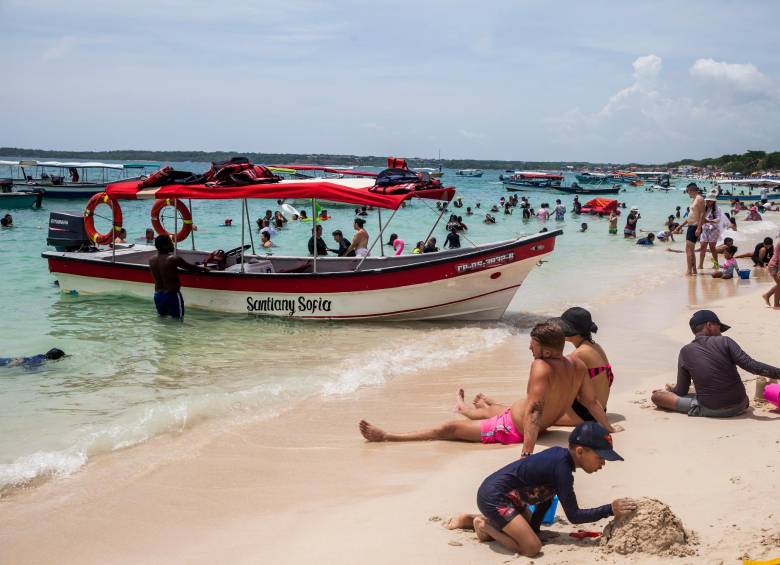 Según Anato, para 2023 podría esperarse la llegada de entre 4,9 y 5,1 millones de visitantes no residentes a Colombia, lo que supondría un crecimiento de entre el 6% y 10% frente a 2022. FOTO JULIO CESAR HERRERA