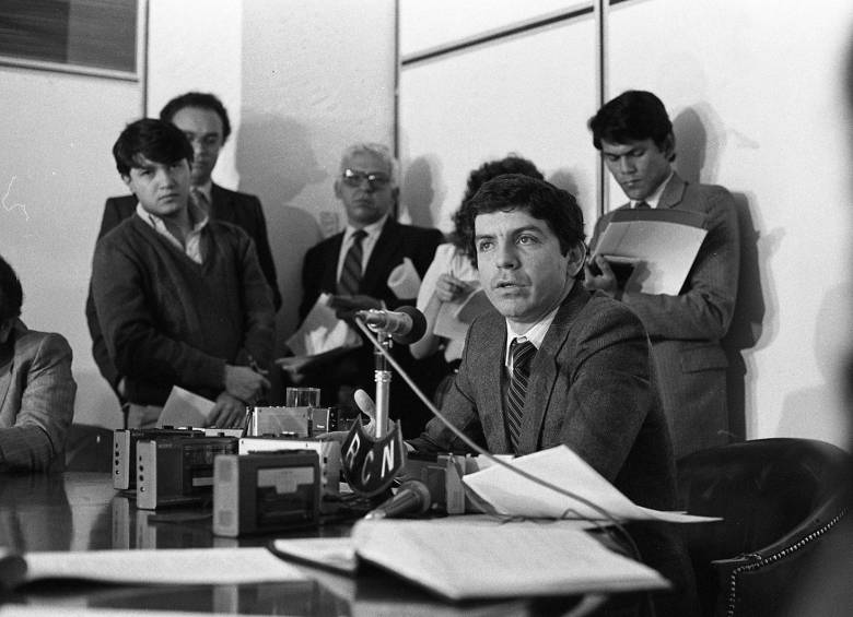 El presidente César Gaviria Trujillo anunció en marzo de 1992 el inicio del racionamiento de energía. Foto: Archivo EL COLOMBIANO