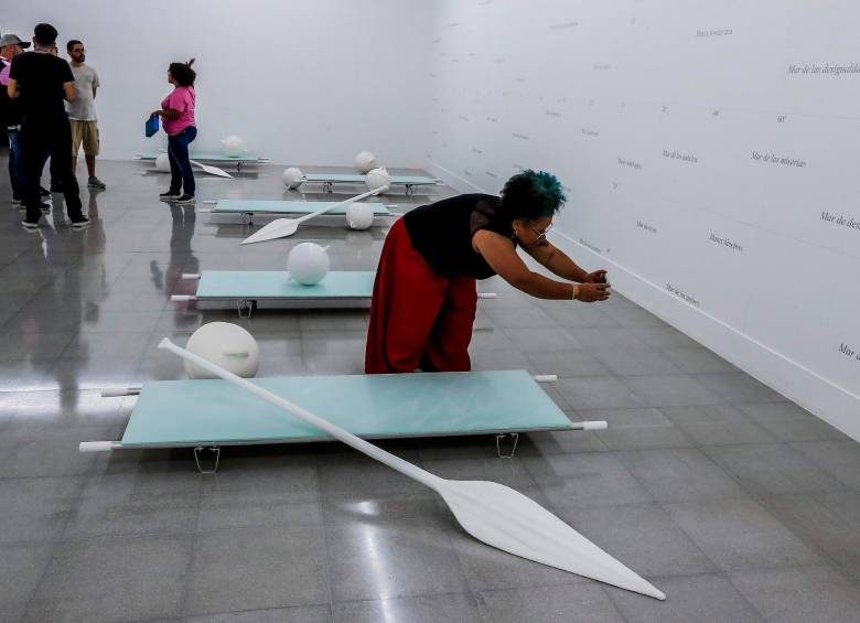 “Tábula Terre Naufragus” (Mapa de las Tierras Náufragas) es la obra de Libia Posada. Foto: Jaime Pérez