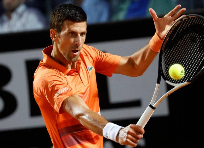 Novak Djokovic, quien está a punto de cumplir 35 años, es el que más Masters 1.000 acumula de la historia, con un total de 37 (seis de ellos en Roma). FOTO: EFE