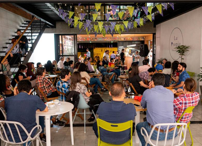La casa Tragaluz en el barrio El Poblado ha sido un espacio de encuentro cultural y literario. FOTO: CORTESÍA