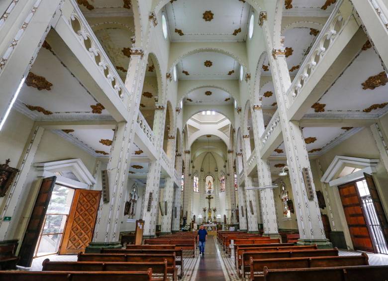 La iglesia de los osarios en Medellín tiene en riesgo una de sus 'dos caras' La iglesia de los osarios en Medellín tiene en riesgo una de sus 'dos caras'