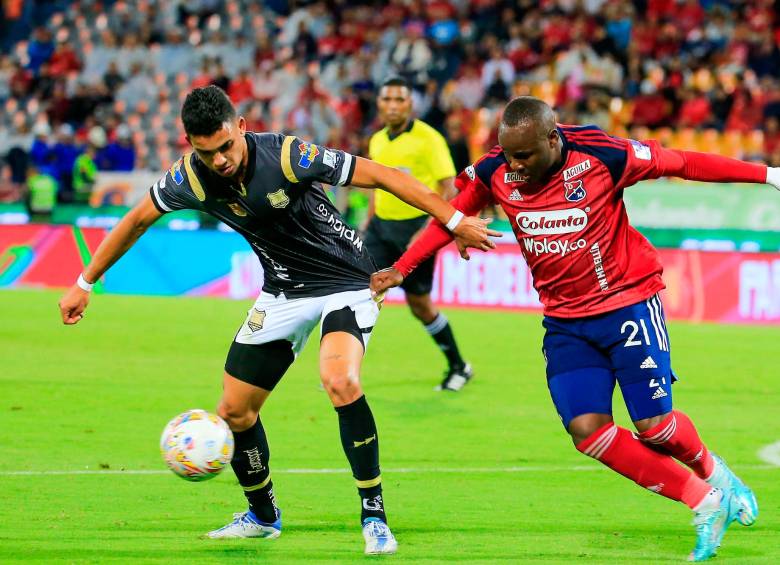 Águilas Doradas y el DIM se enfrentaron el finde semana pasado en el dulo válido por la séptima fecha de la Liga colombiana. FOTO: SNEYDER GUTIÉRREZ 