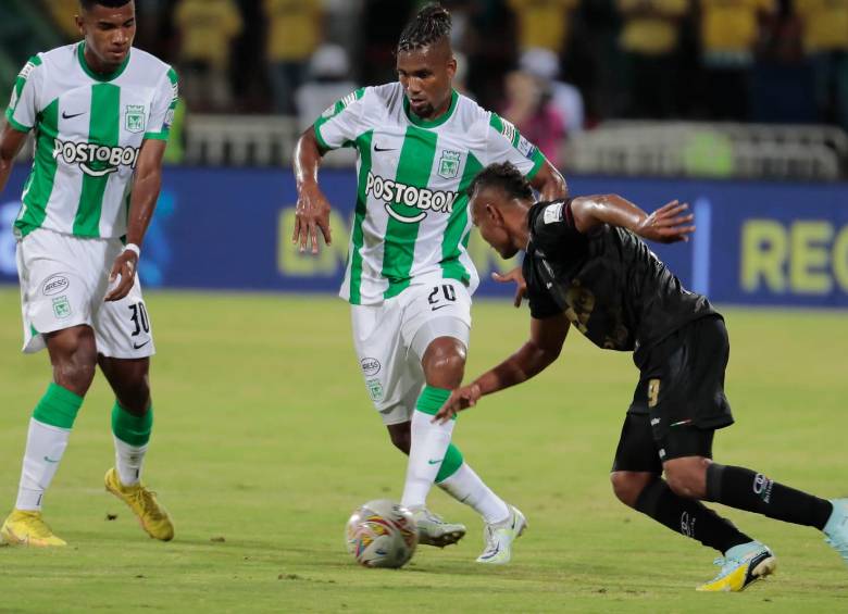 Atlético Nacional y Once Caldas son los dos únicos equipos de Colombia que ha sido campeones de la Copa Libertadores. FOTO: CARLOS VELÁSQUEZ. 