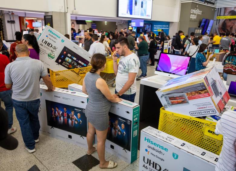 El comercio vendió $3,13 billones en las primeras 12 horas del Día sin IVA