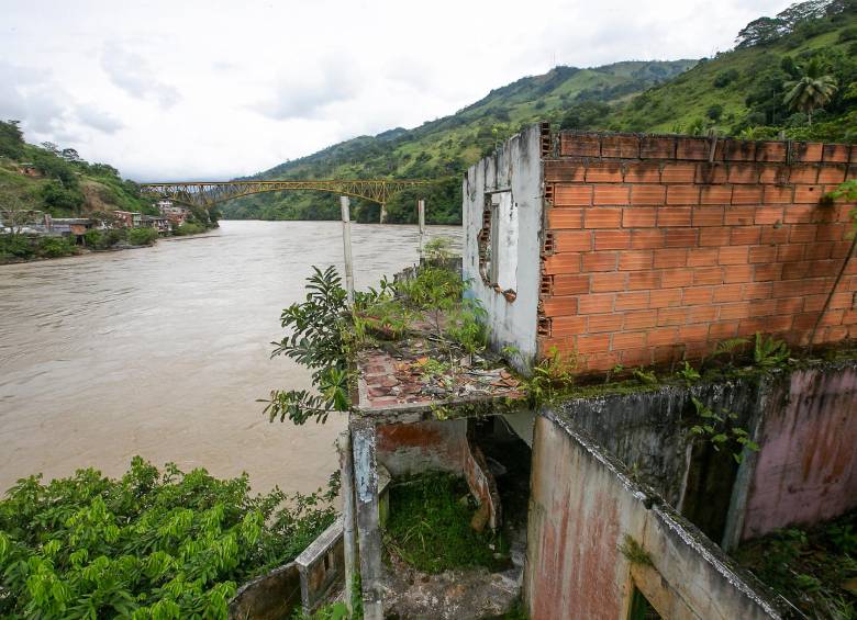 EPM ya avanza en el trabajo con las comunidades para que no haya inconvenientes en la evacuación. FOTO: ESNEYDER GUTIÉRREZ