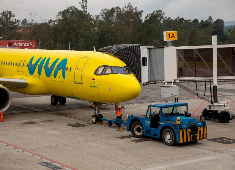 La aerolínea Viva está bajo el escrutinio de las autoridades colombianas. FOTO: Colprensa