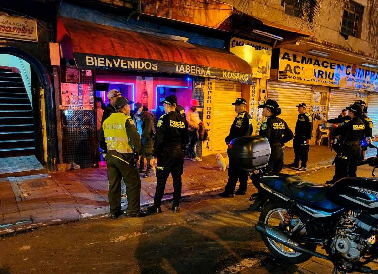 Las autoridades realizaron múltiples operativos en las zonas aledañas a Plaza Botero. FOTO: CORTESÍA