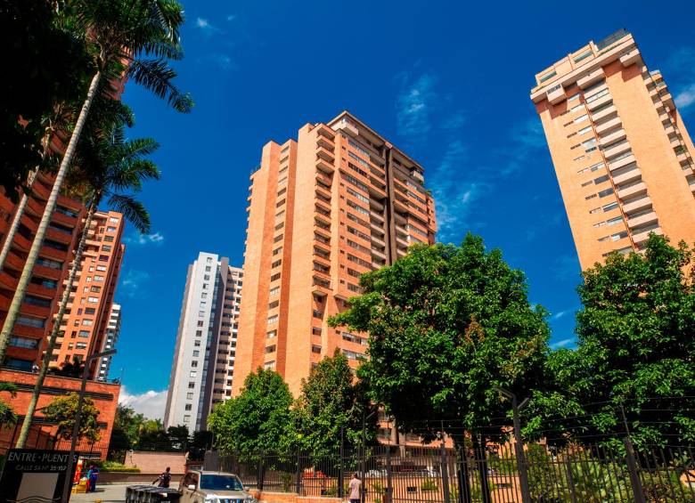 Está el suyo? Los barrios más rentables para comprar casa, por comuna, en Medellín Está el suyo? Los barrios más rentables para comprar casa, por comuna, en Medellín