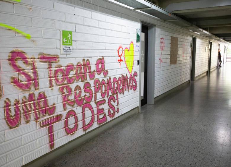 Desde el 7 de septiembre, cinco facultades de la Universidad de Antioquia están en paro por la problemática de violencias de género en la universidad. FOTO: Esneyder Gutiérrez