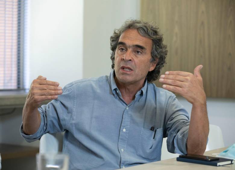 Sergio Fajardo advirtió que la administración del alcalde de Medellín, Daniel Quintero, “hay una gran corrupción”. FOTO Julio César Herrera