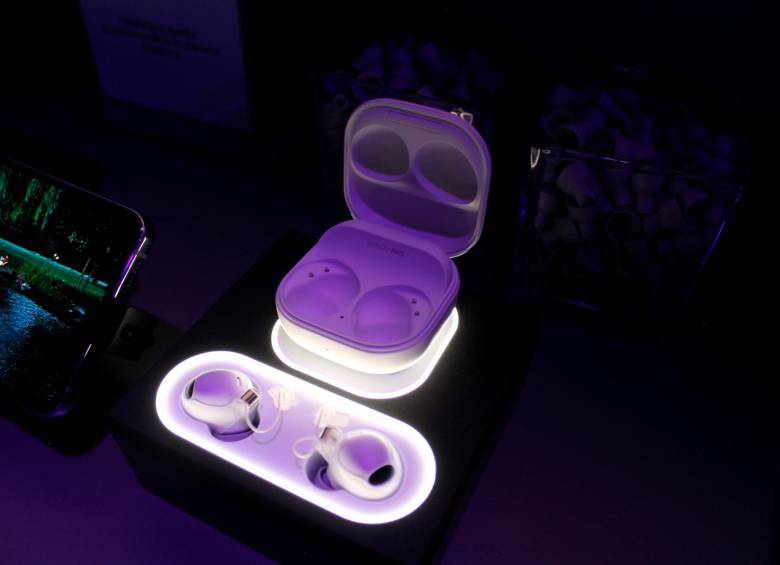 Galaxy Buds2 Pro con un diseño compacto y ergonómico son 15% más pequeños que su versión anterior. FOTO: JUAN ALCARAZ