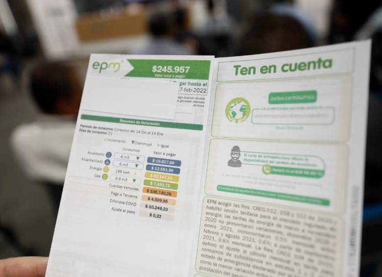 La nueva factura empezará a llegar desde marzo próximo. FOTO EL COLOMBIANO